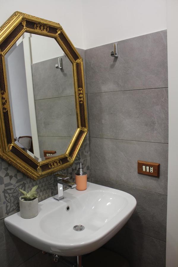 نابولي Realpartenope B&B 284 المظهر الخارجي الصورة
